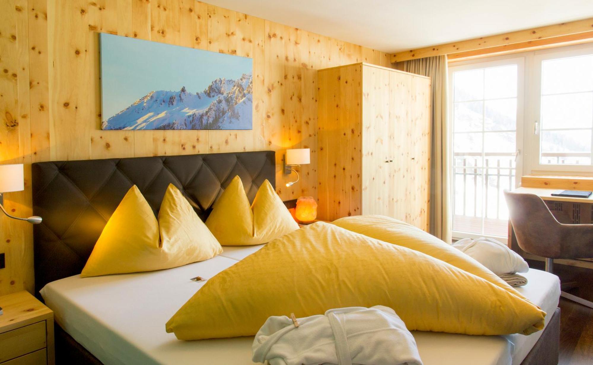 Wohlfuehlhotel Hubertushof Stuben am Arlberg Exterior foto